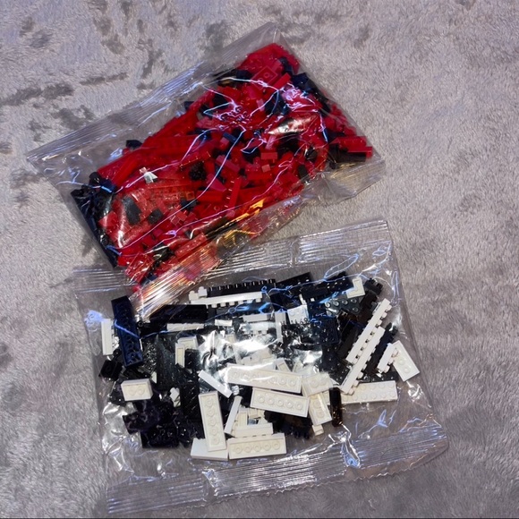 Nike/ Air Jordan black/ red/ white building set mini block air super sneakers - Picture 3 of 4